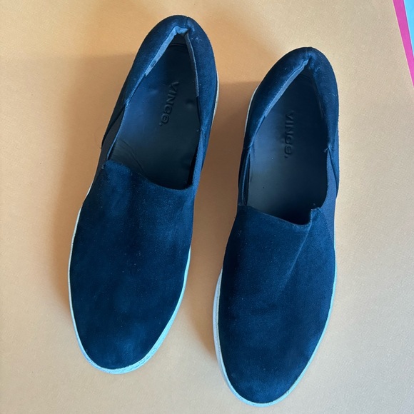 Vince Warren Sneaker in Black Suede - size 10 - Picture 8 of 9